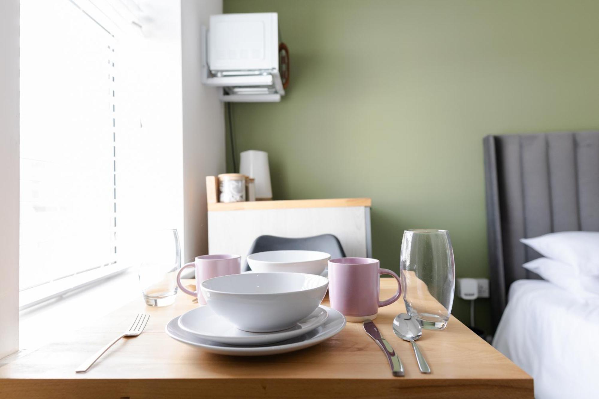Bay City Studio Apartments Cardiff Esterno foto