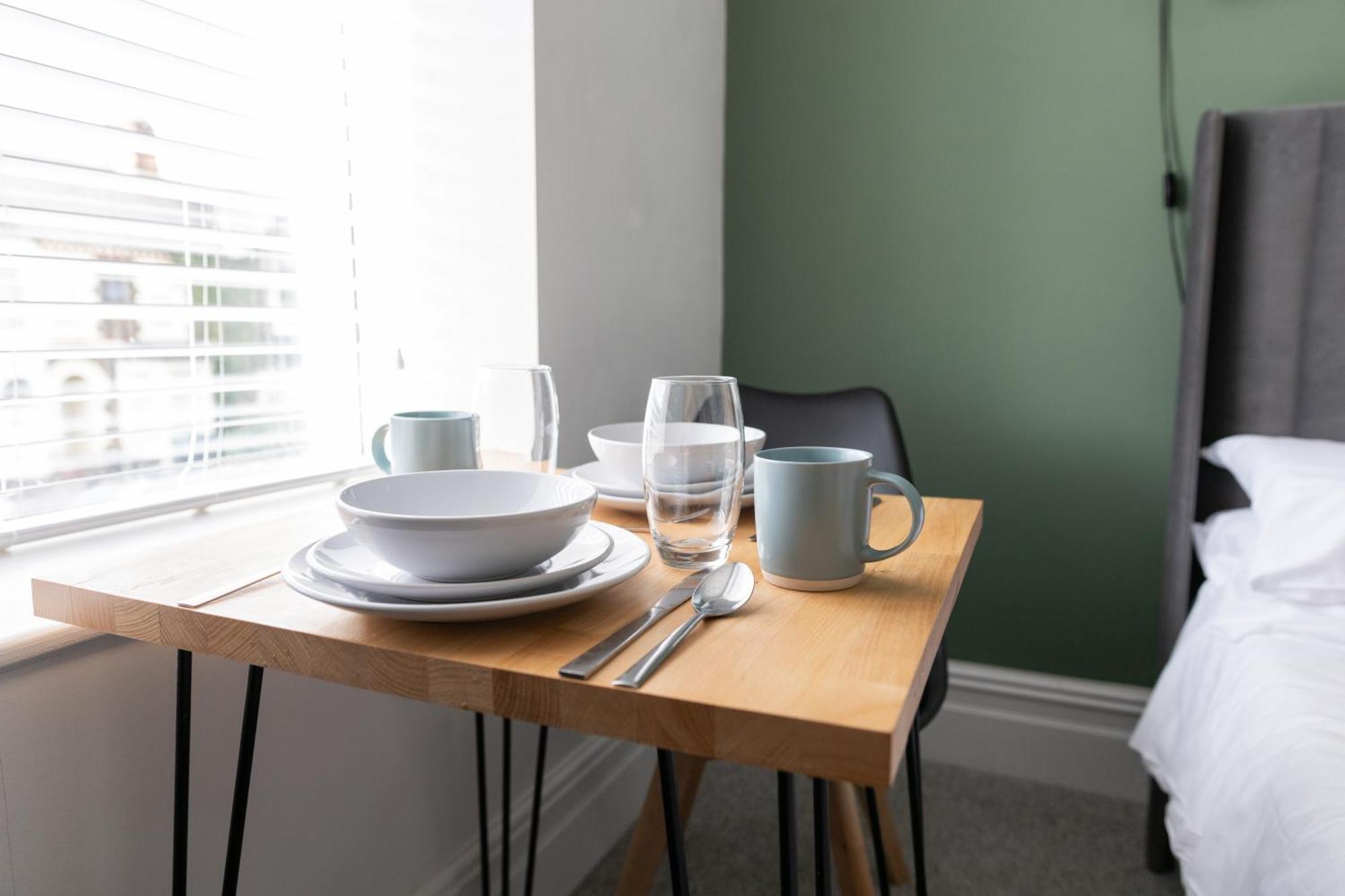 Bay City Studio Apartments Cardiff Esterno foto